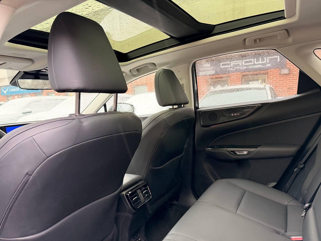 2024 Lexus NX NX 350 AWD, LUXURY PKG, NO ACCIDENT Photo