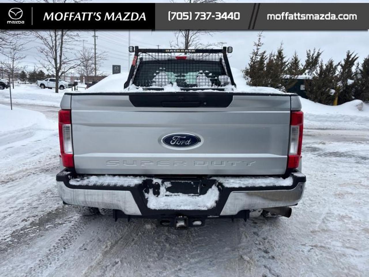 2019 Ford F-350 Super Duty XL Photo3