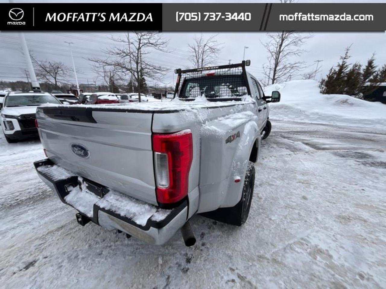 2019 Ford F-350 Super Duty XL Photo4