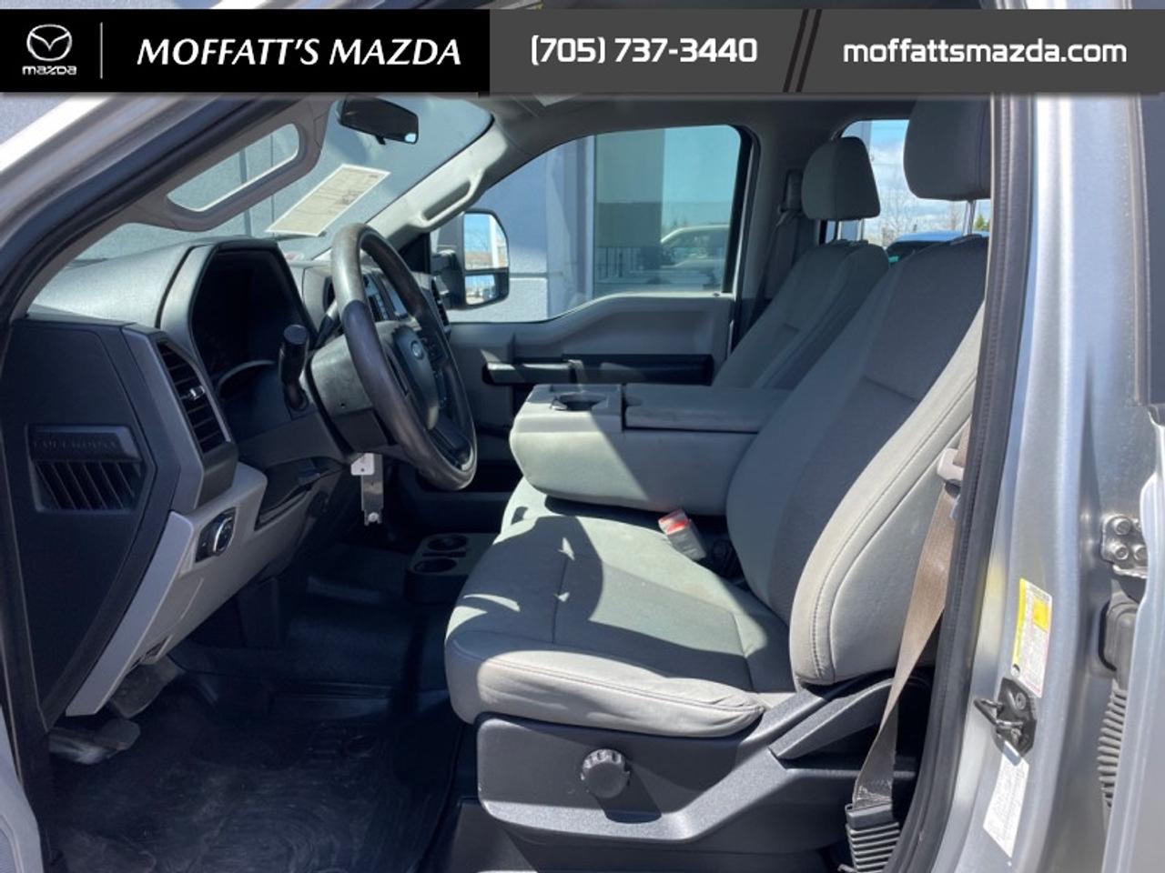 2019 Ford F-350 Super Duty XL Photo
