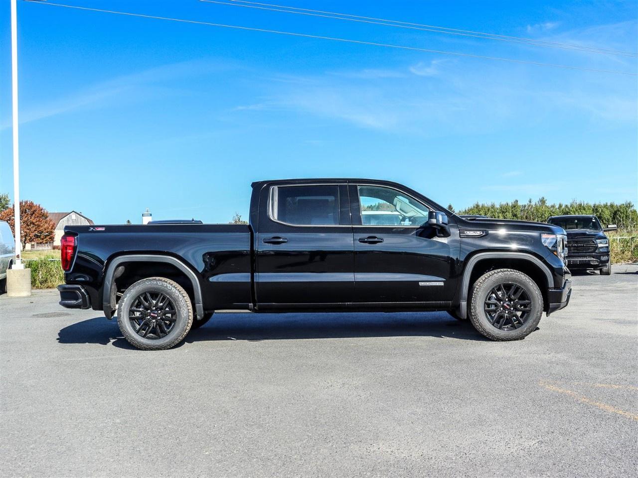 2026 GMC Sierra 1500 Crew Cab Standard Box 4-Wheel Drive Elevation Photo4