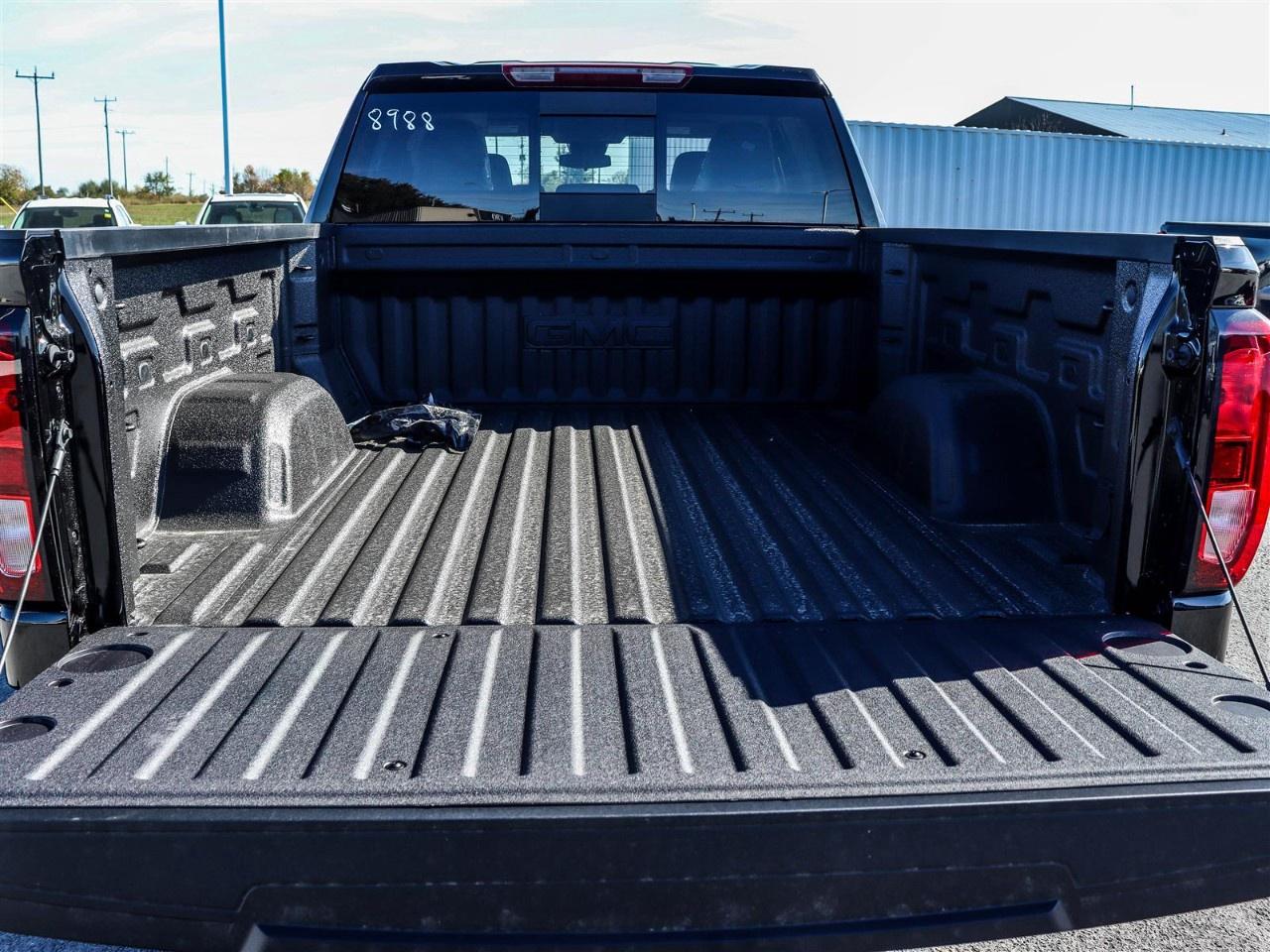 2026 GMC Sierra 1500 Crew Cab Standard Box 4-Wheel Drive Elevation Photo