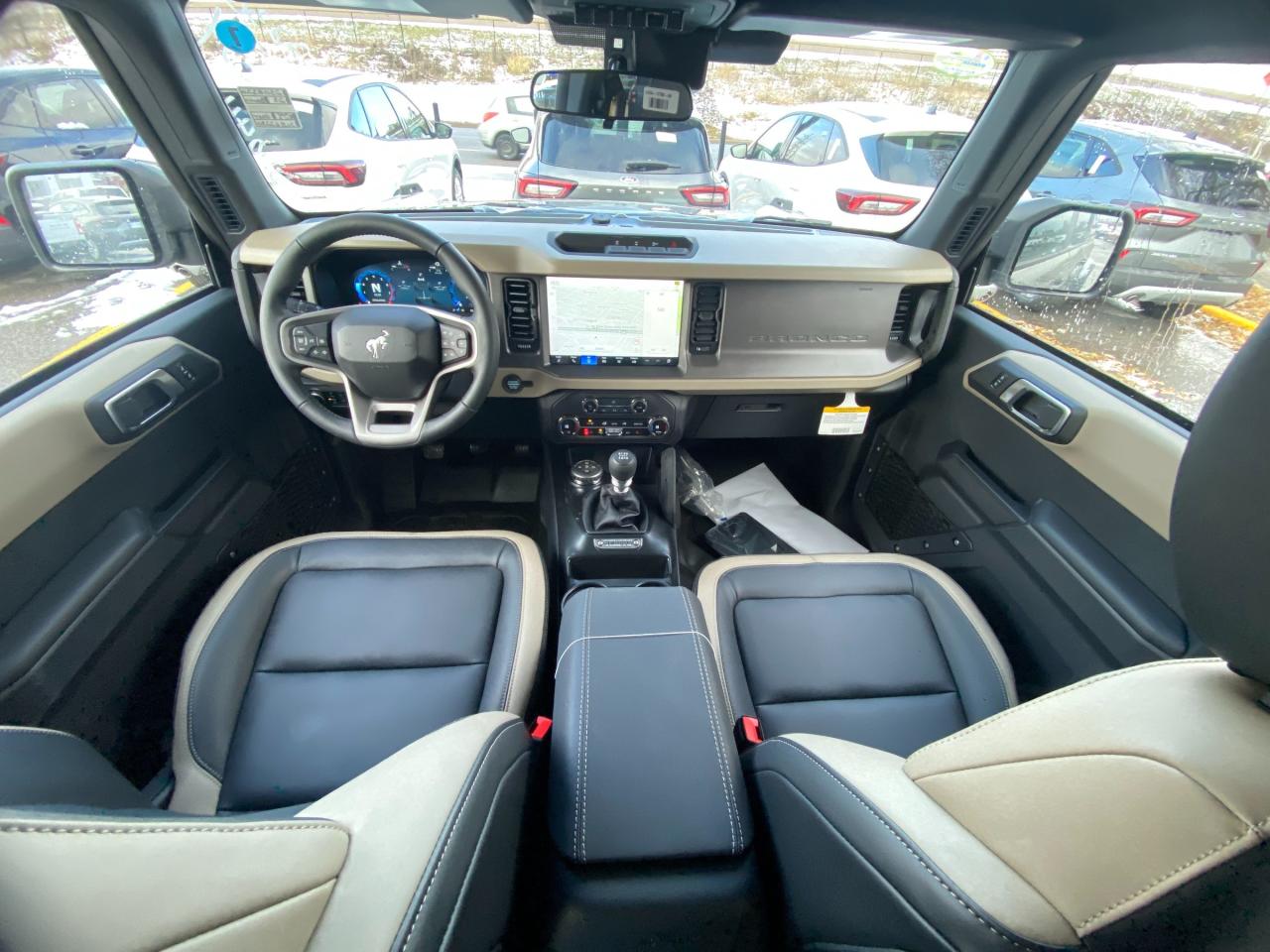 2025 Ford Bronco Big Bend 4dr 4x4 Photo