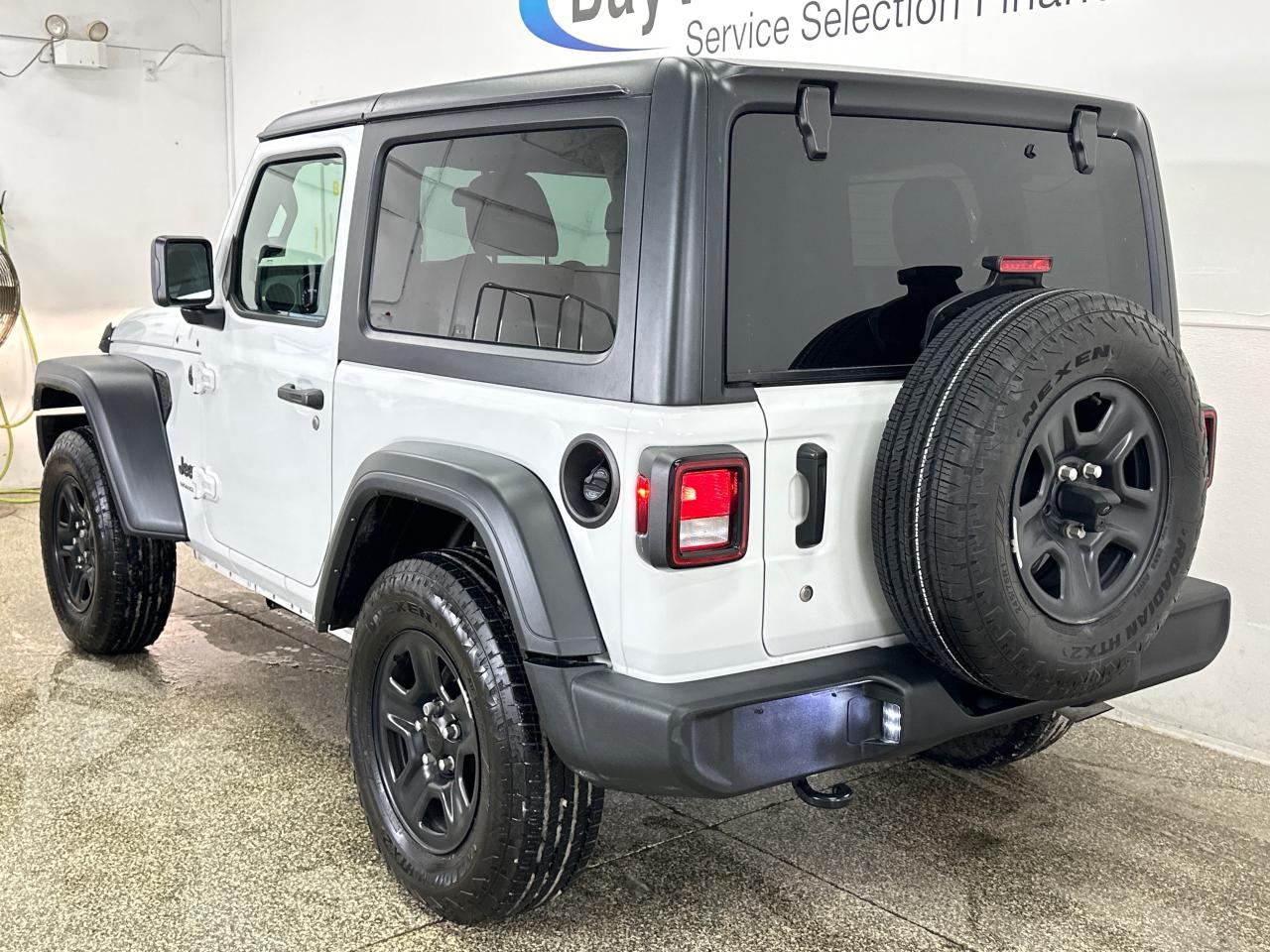 2024 Jeep Wrangler Sport 2dr 4x4 Photo4