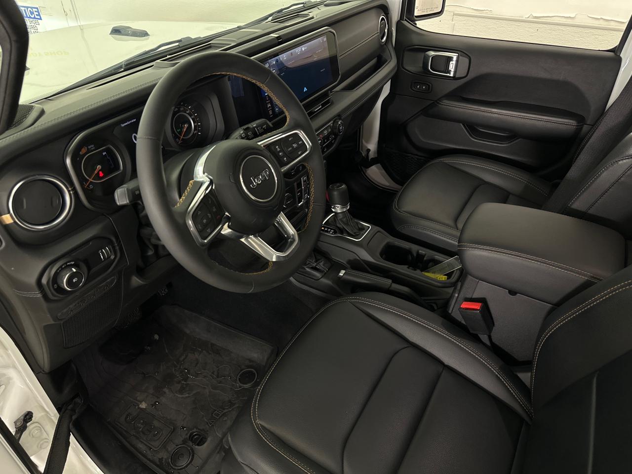 2024 Jeep Wrangler SAHARA 4DR 4X4 Photo