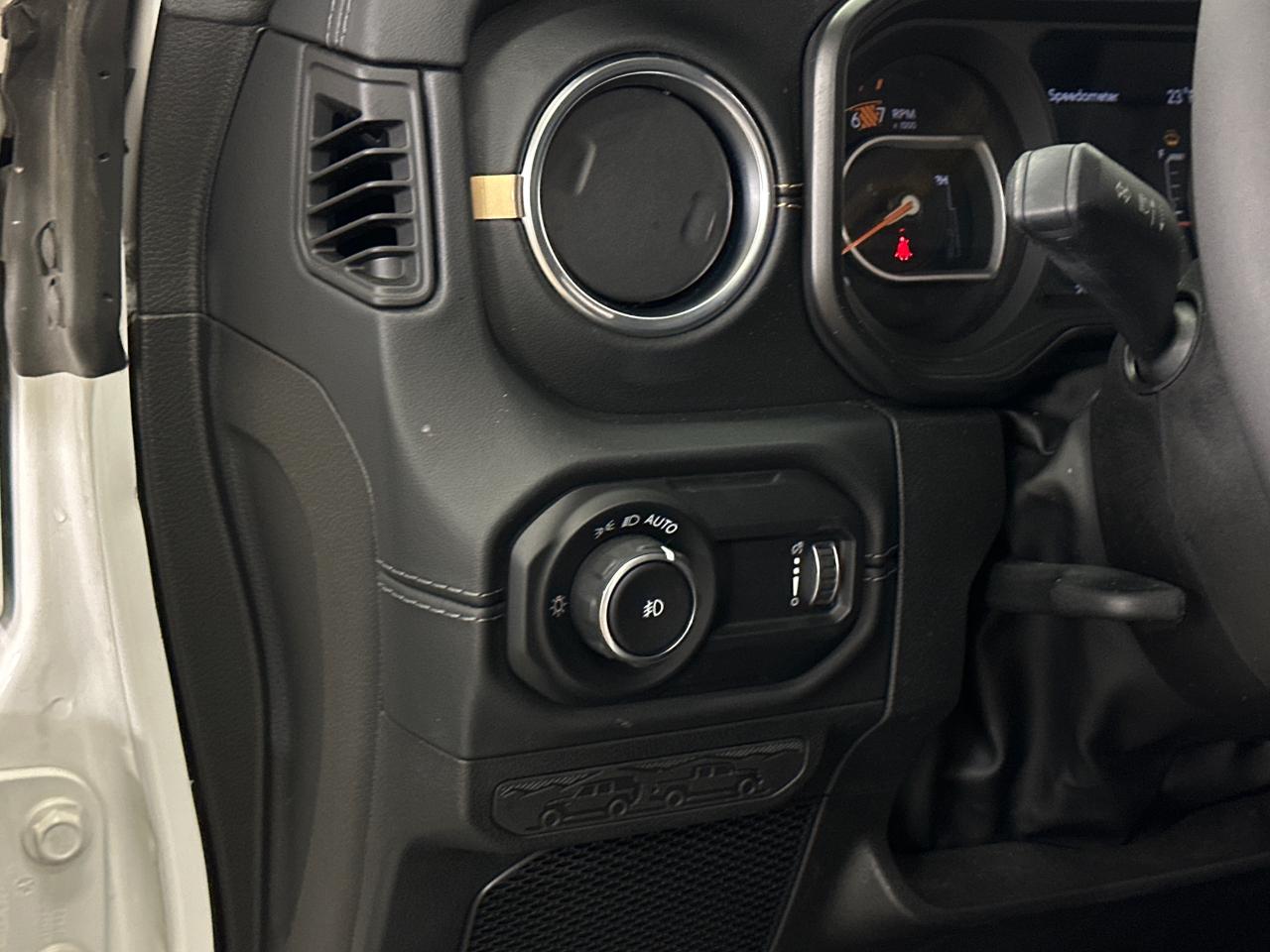 2024 Jeep Wrangler SAHARA 4DR 4X4 Photo