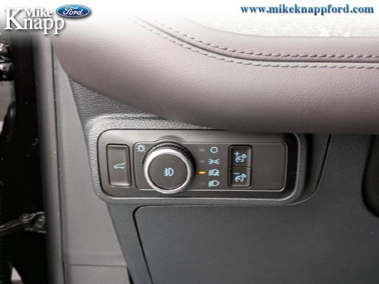 2026 Ford Explorer Platinum Photo