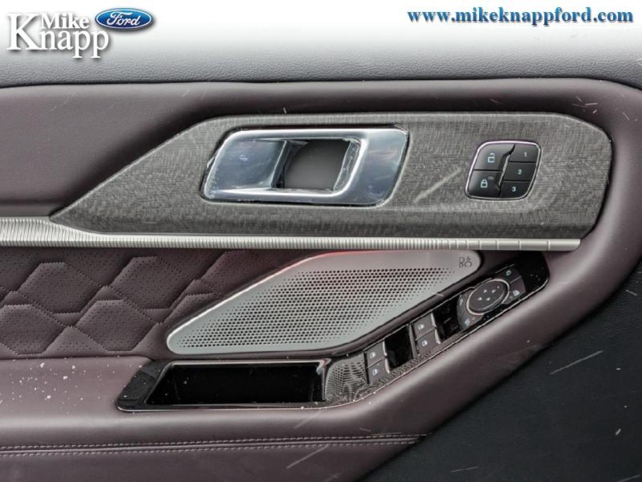 2026 Ford Explorer Platinum Photo