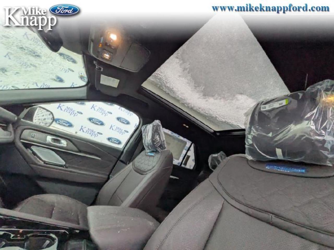 2026 Ford Explorer Platinum Photo