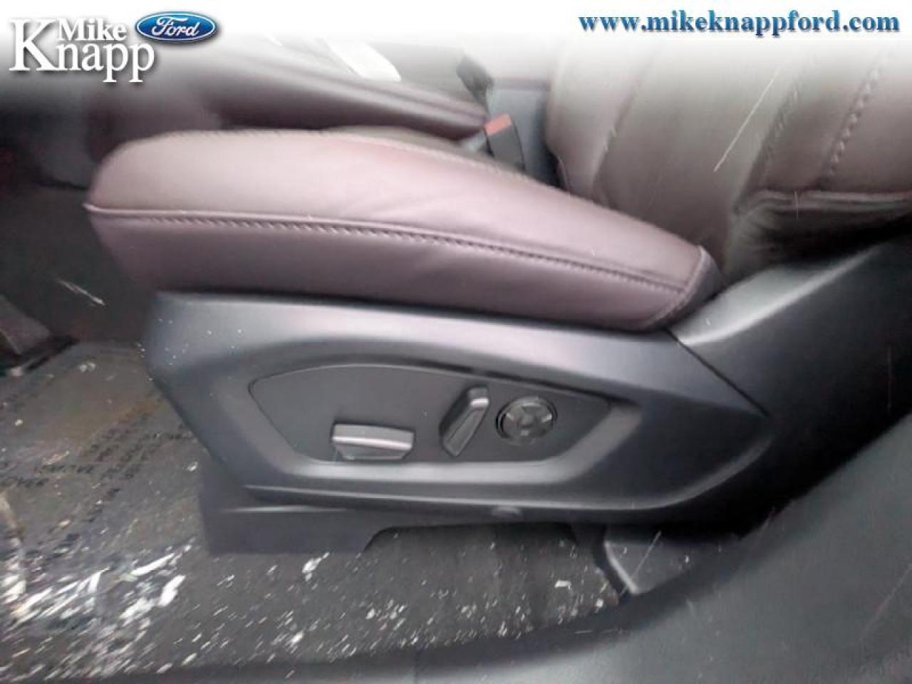 2026 Ford Explorer Platinum Photo