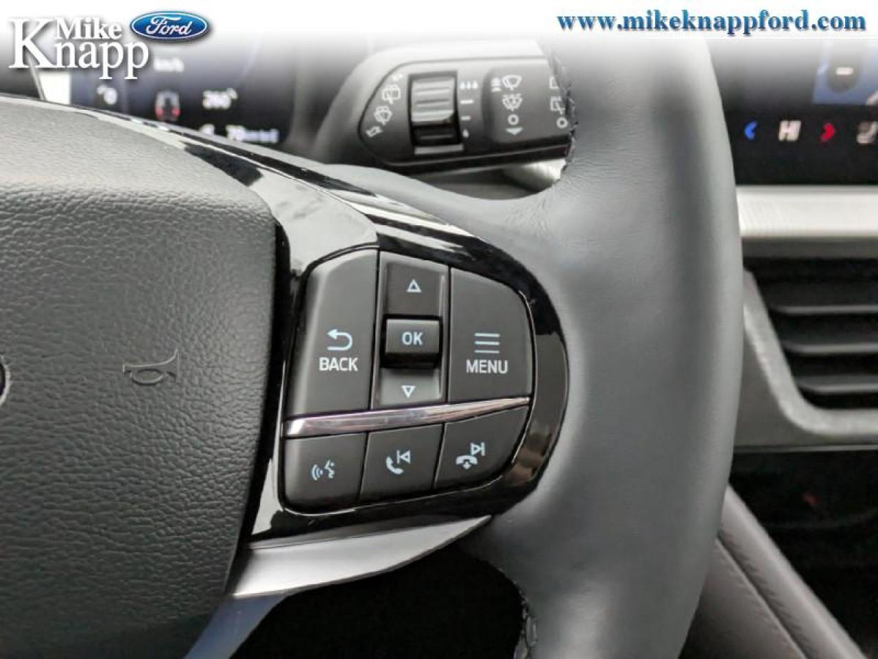 2026 Ford Explorer Platinum Photo