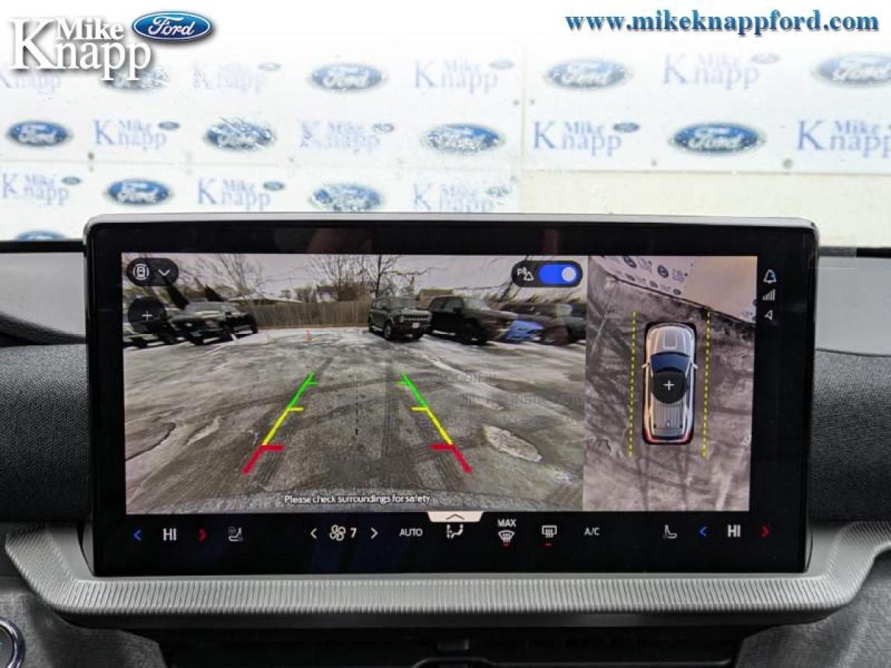 2026 Ford Explorer Platinum Photo