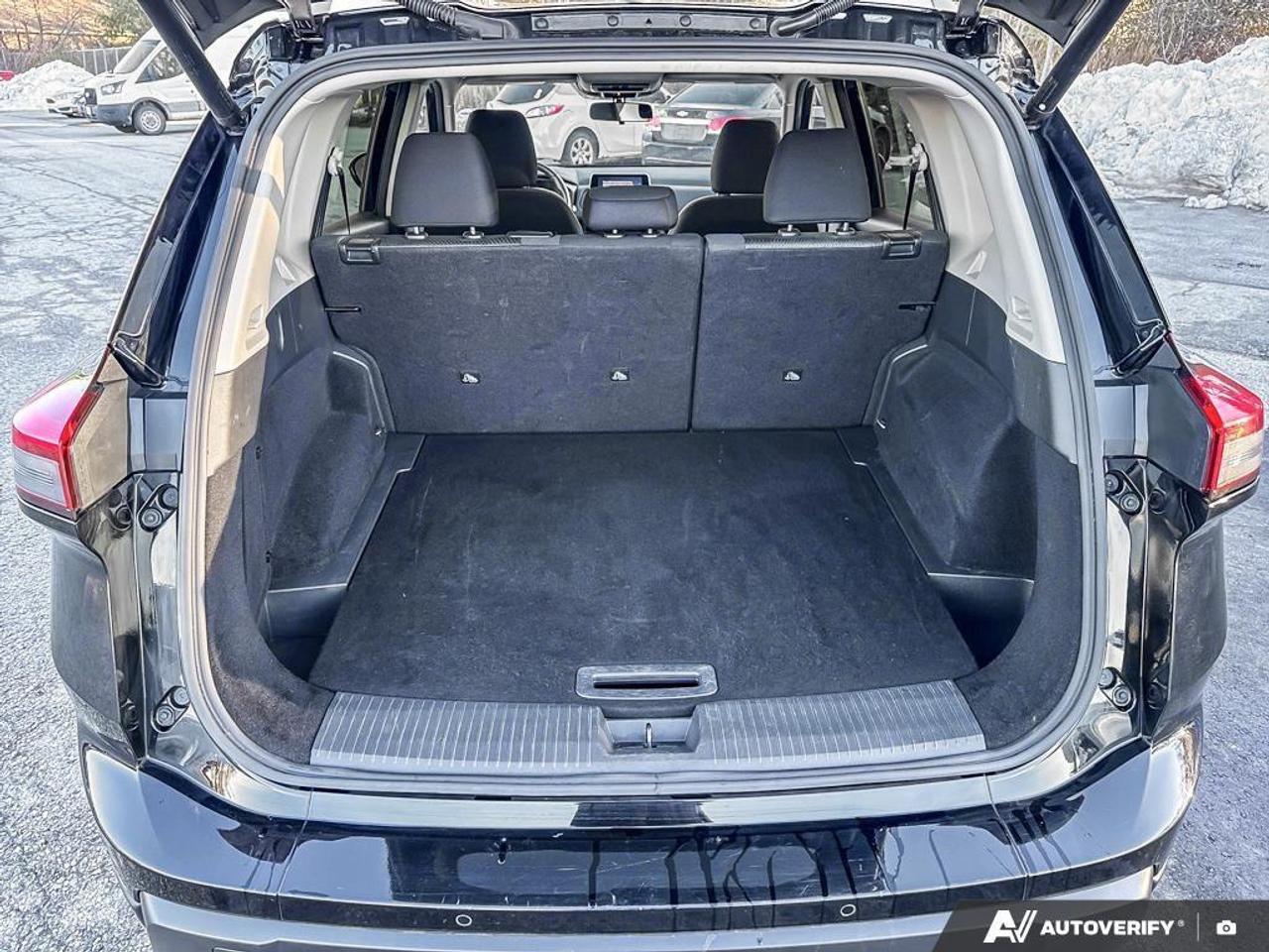 2024 Nissan Rogue SV Moonroof 4dr All-Wheel Drive Sport Utility Photo