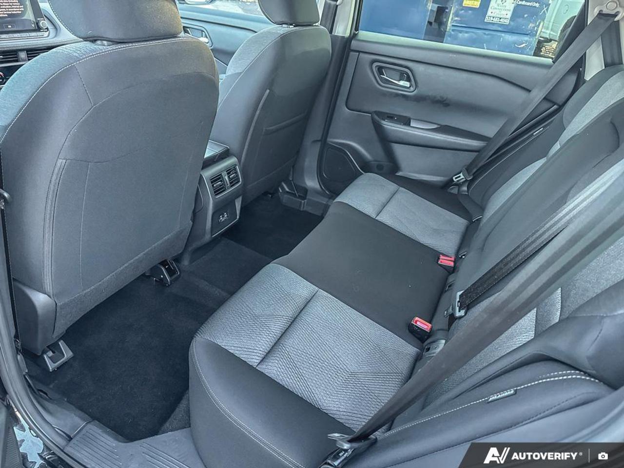 2024 Nissan Rogue SV Moonroof 4dr All-Wheel Drive Sport Utility Photo