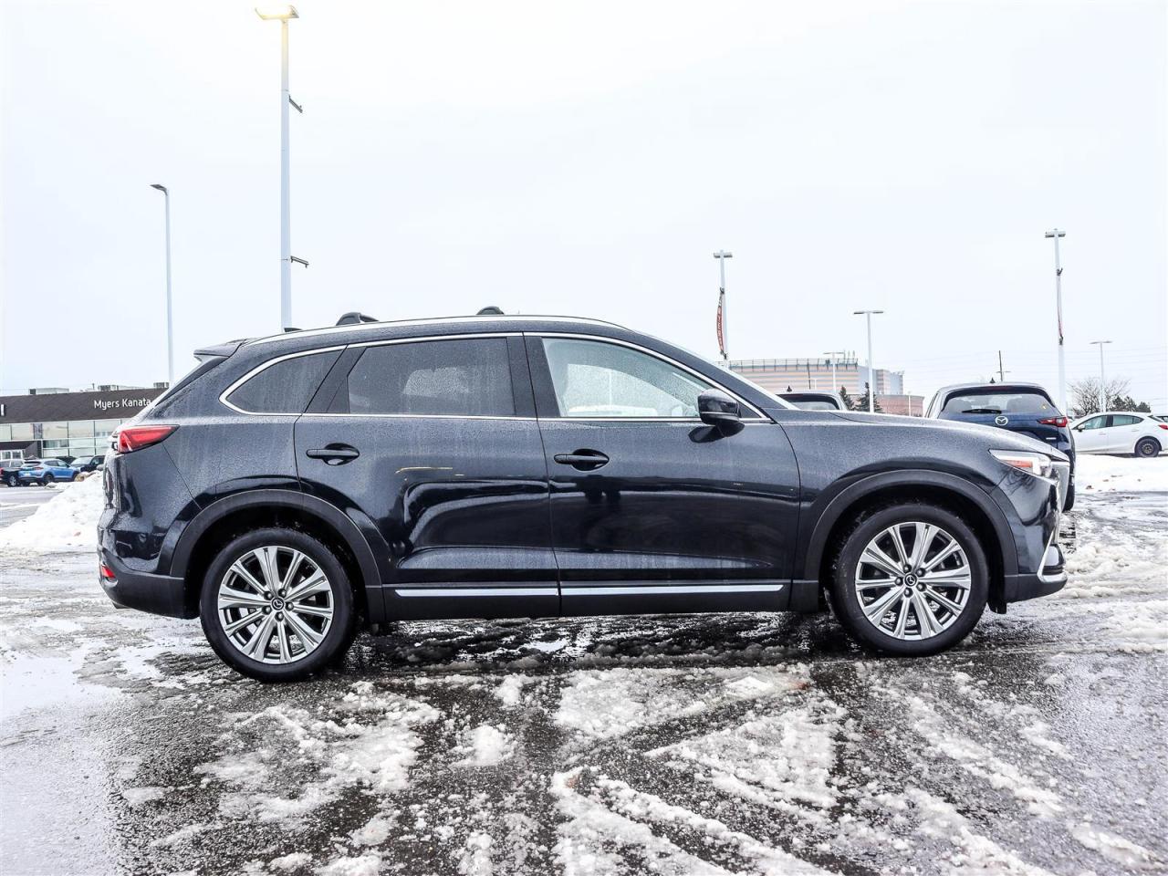 2022 Mazda CX-9 Signature 4dr i-ACTIV All-Wheel Drive Sport Utility Photo2