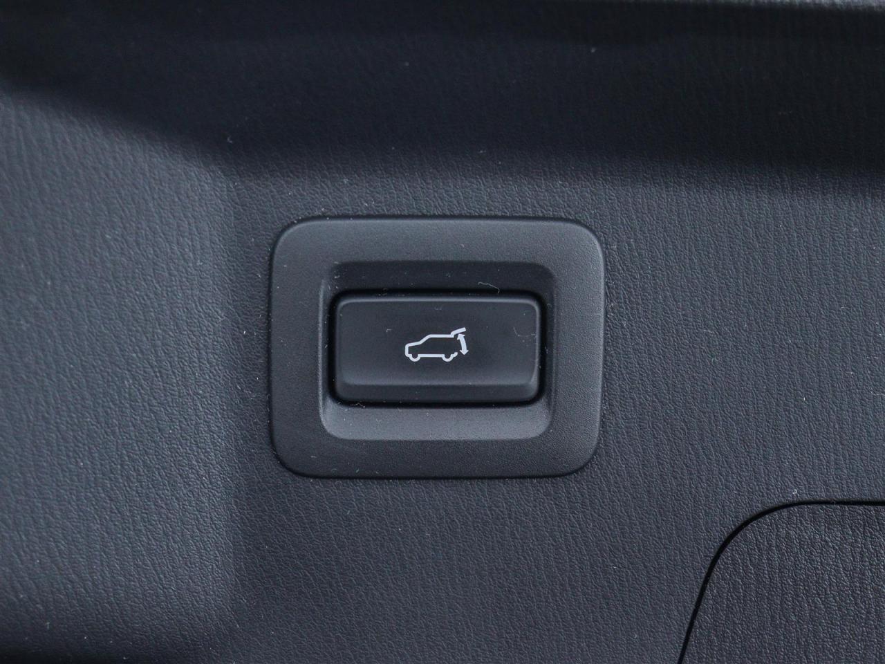 2022 Mazda CX-9 Signature 4dr i-ACTIV All-Wheel Drive Sport Utility Photo