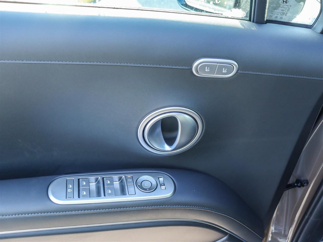 2026 Hyundai Palisade HEV Luxury 7 Passenger 4dr All-Wheel Drive Photo