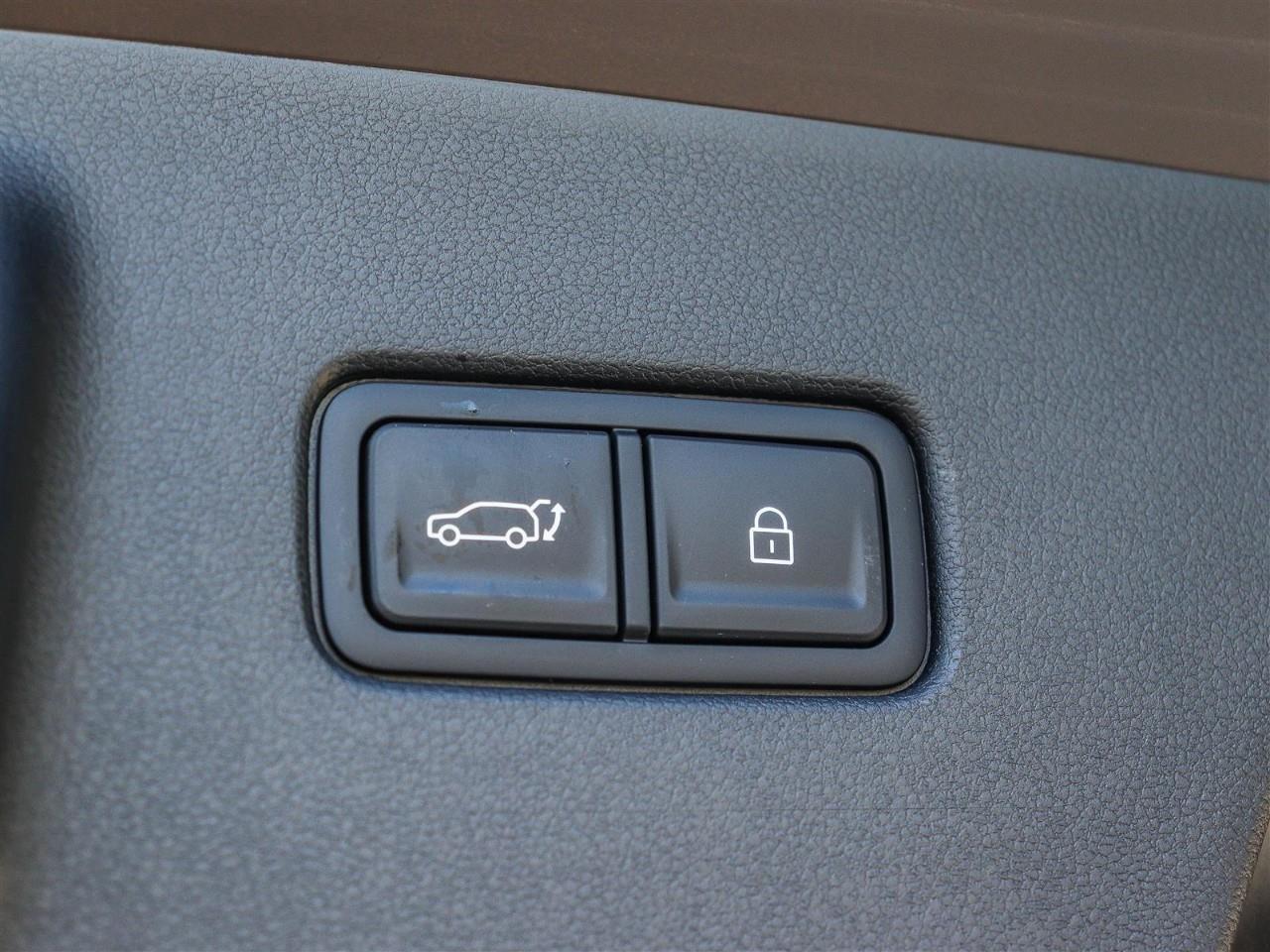 2026 Hyundai Palisade HEV Luxury 7 Passenger 4dr All-Wheel Drive Photo