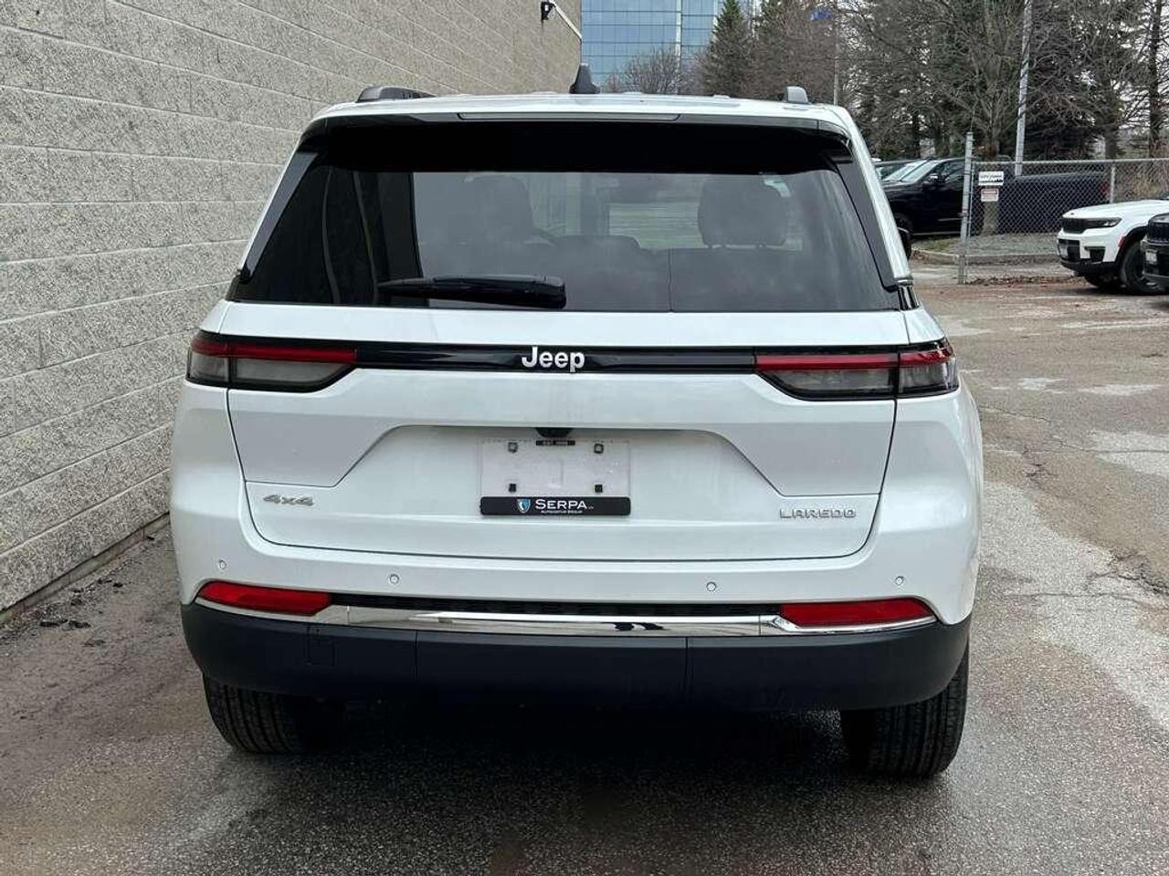 2025 Jeep Grand Cherokee Laredo 4dr 4x4 Photo2