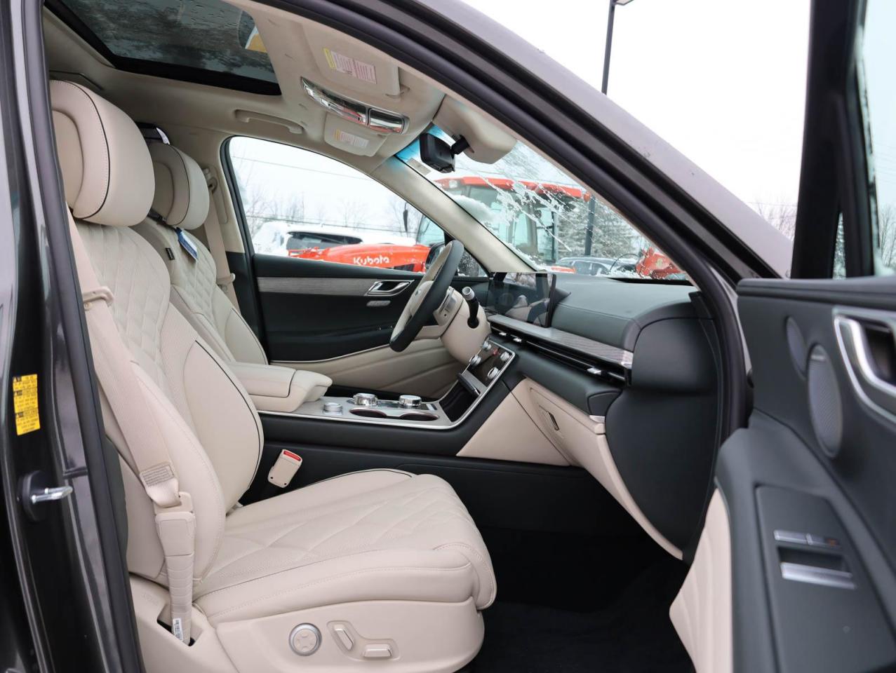 2025 Genesis GV80  Photo