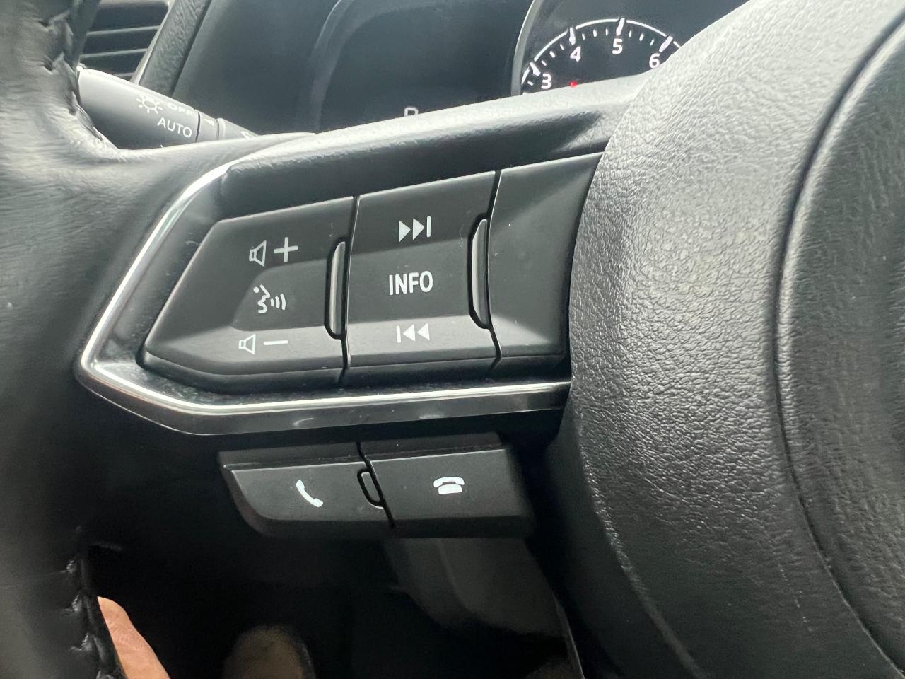 2018 Mazda 3 GS (A6) 4dr Sedan Photo