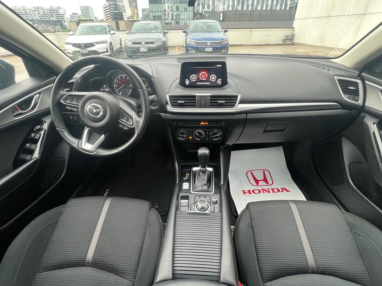 2018 Mazda 3 GS (A6) 4dr Sedan Photo