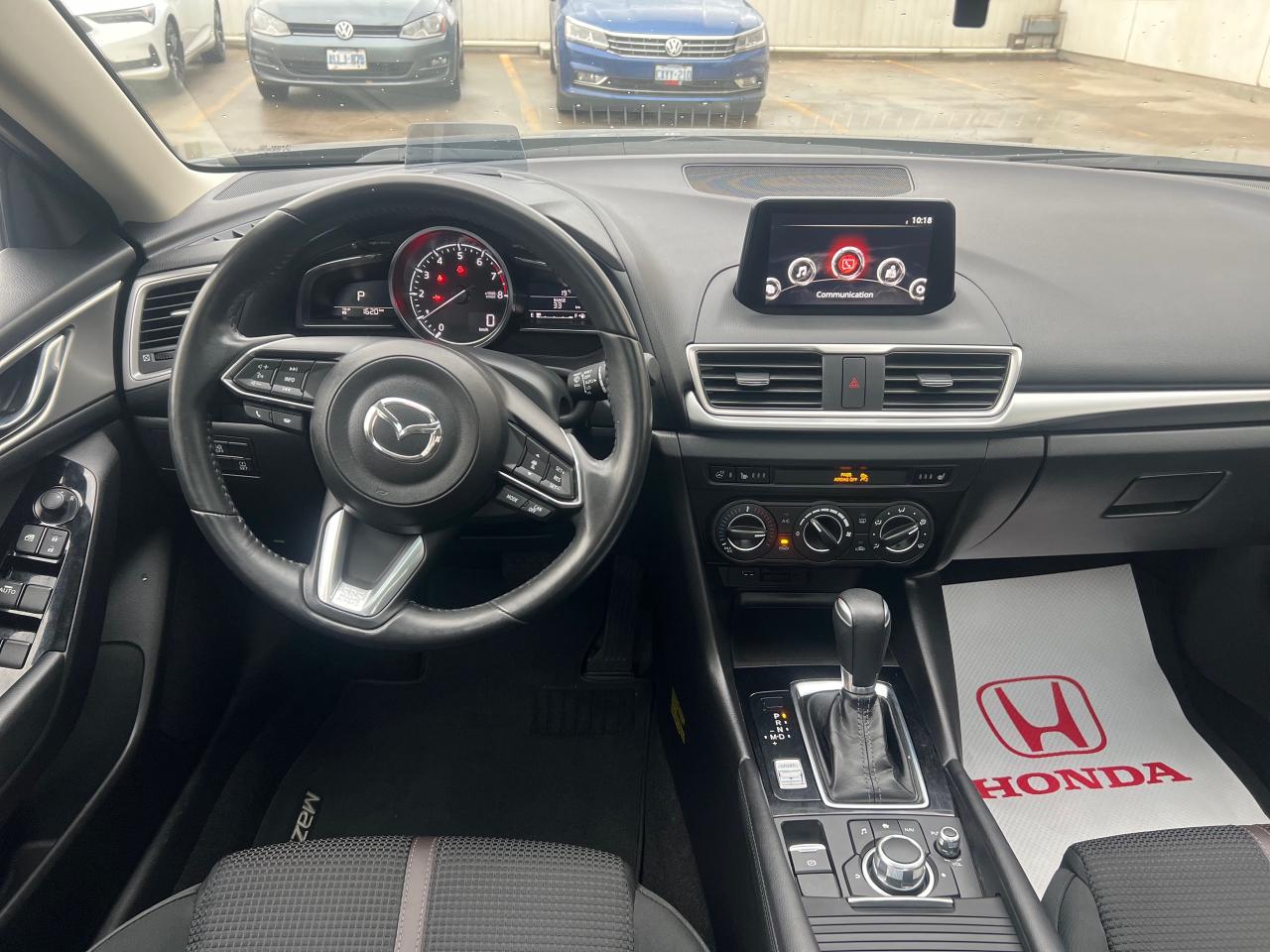 2018 Mazda 3 GS (A6) 4dr Sedan Photo