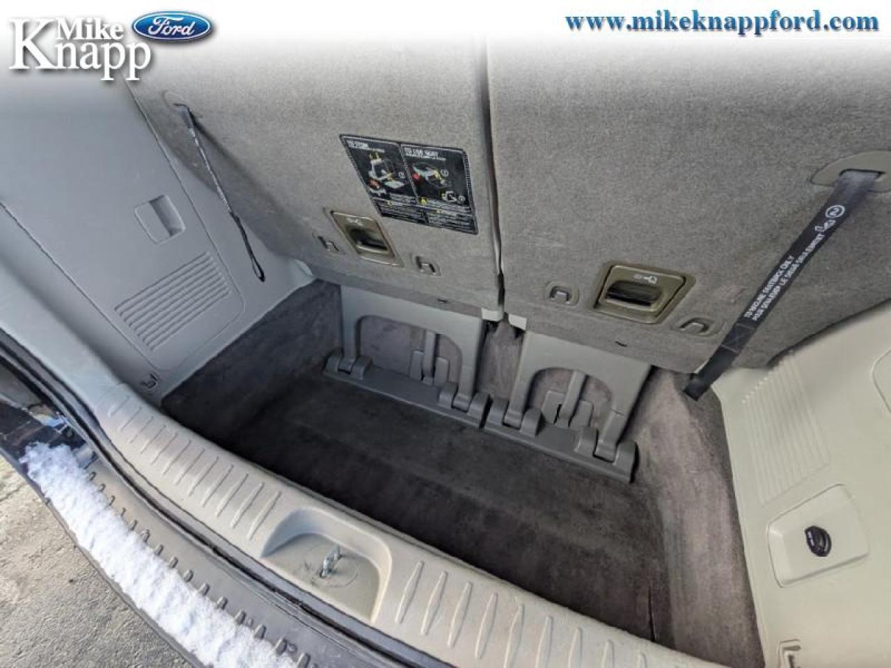 2019 Kia Sedona LX Photo4