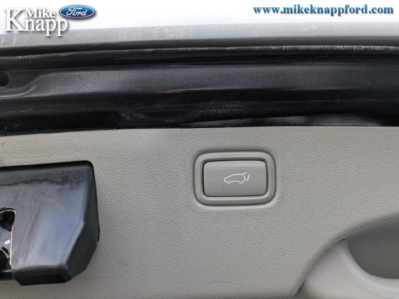 2019 Kia Sedona LX Photo