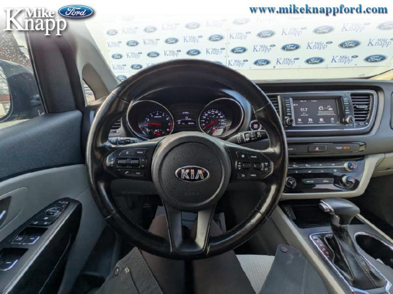 2019 Kia Sedona LX Photo