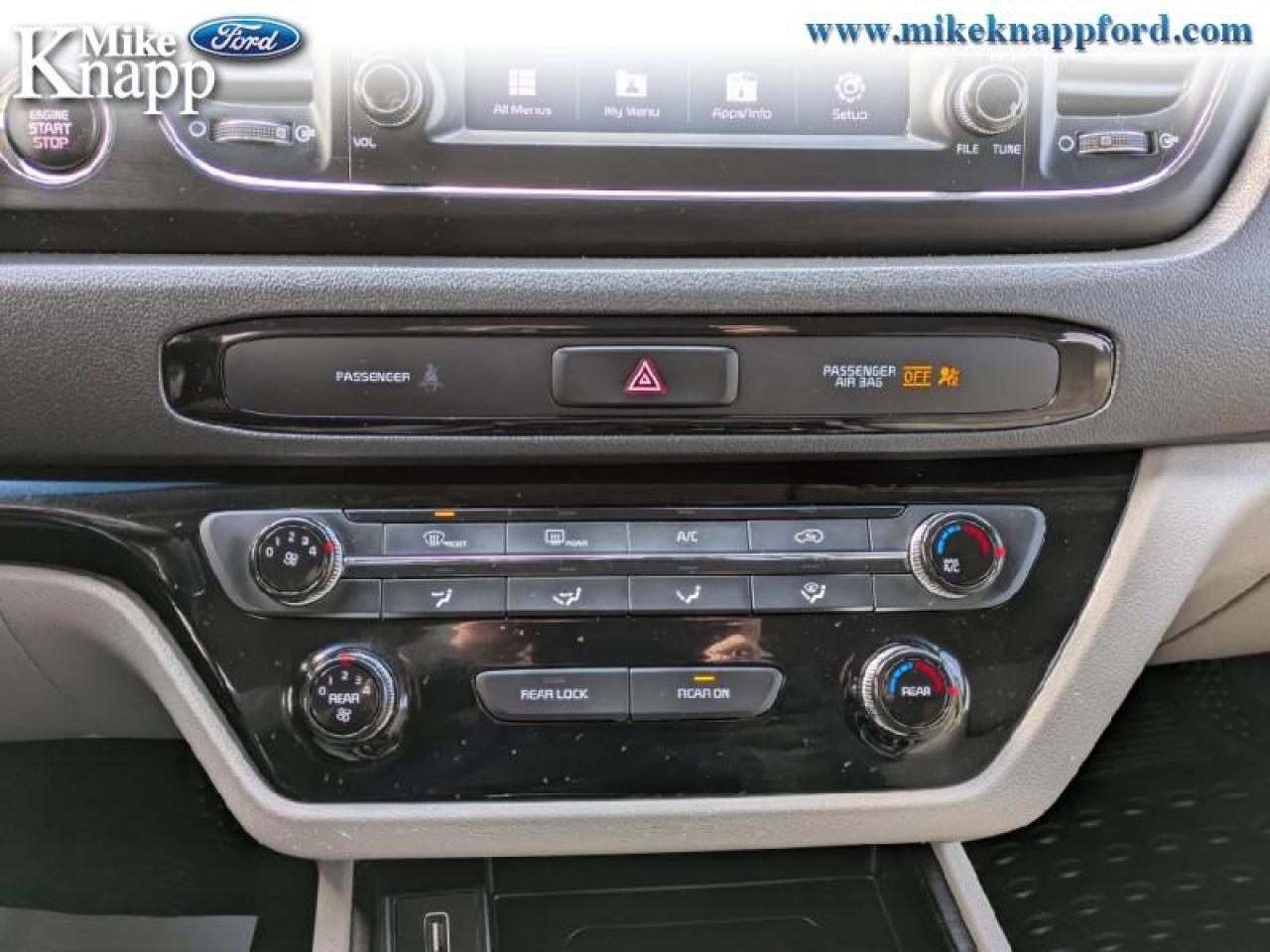 2019 Kia Sedona LX Photo