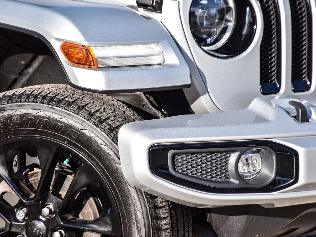 2023 Jeep Wrangler SAHARA 4DR 4X4 Photo