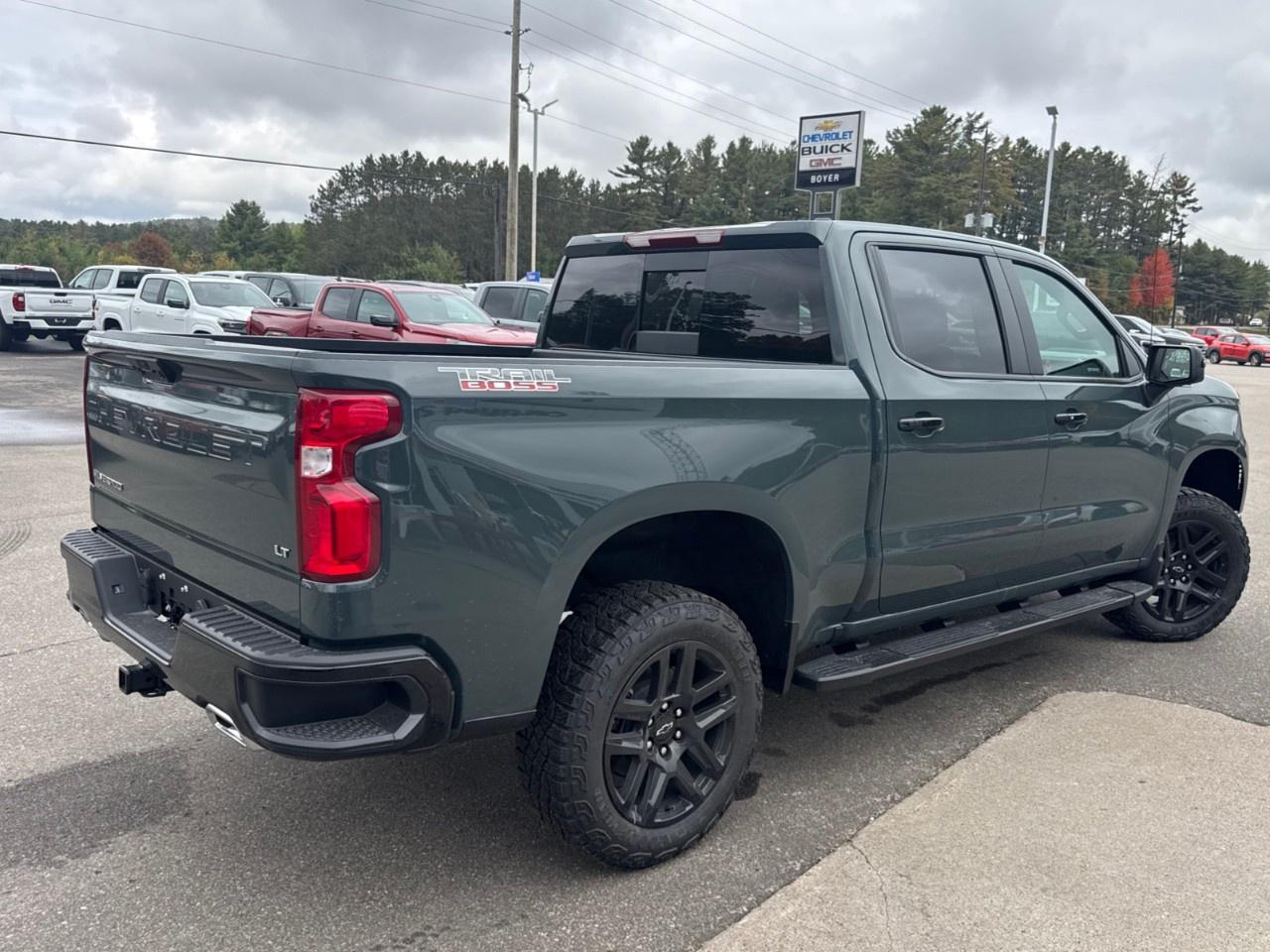 2026 Chevrolet Silverado 1500 Crew Cab Short Box 4-Wheel Drive LT Trail Boss Photo