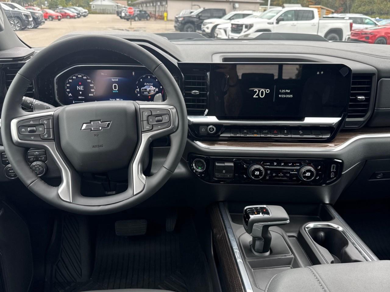 2026 Chevrolet Silverado 1500 Crew Cab Short Box 4-Wheel Drive LT Trail Boss Photo