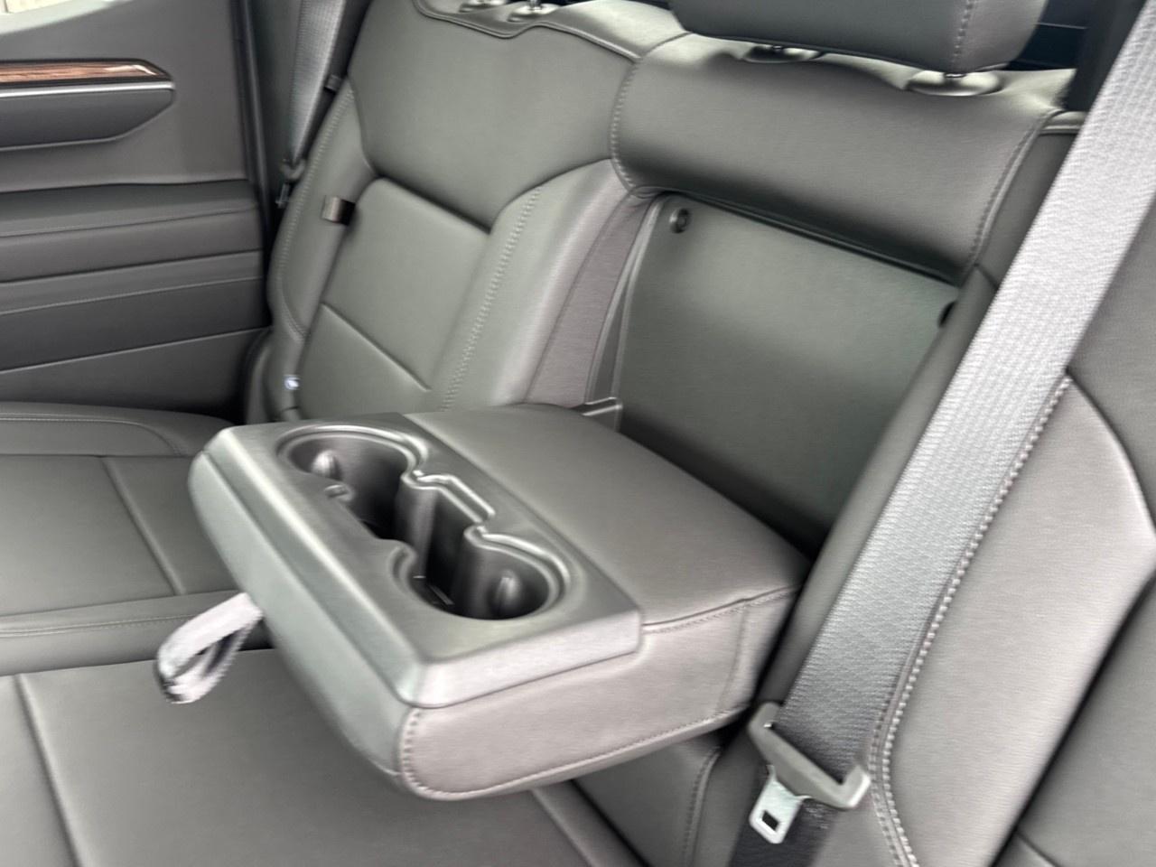 2026 Chevrolet Silverado 1500 Crew Cab Short Box 4-Wheel Drive LT Trail Boss Photo