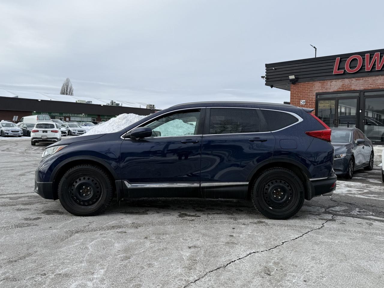 2018 Honda CR-V Touring l AWD l 16 Service Records l 1.5T l 4Cyl Photo