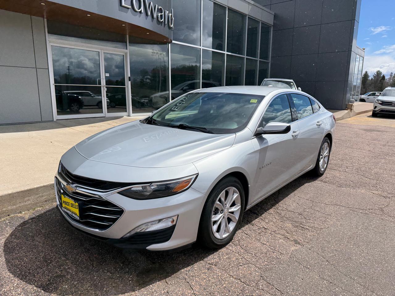 2020 Chevrolet Malibu LT 4dr SEDAN Photo