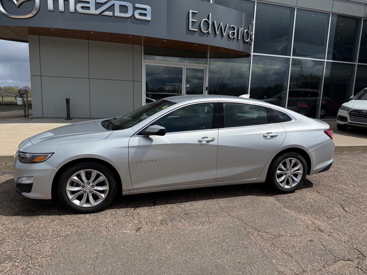 2020 Chevrolet Malibu LT 4dr SEDAN Photo