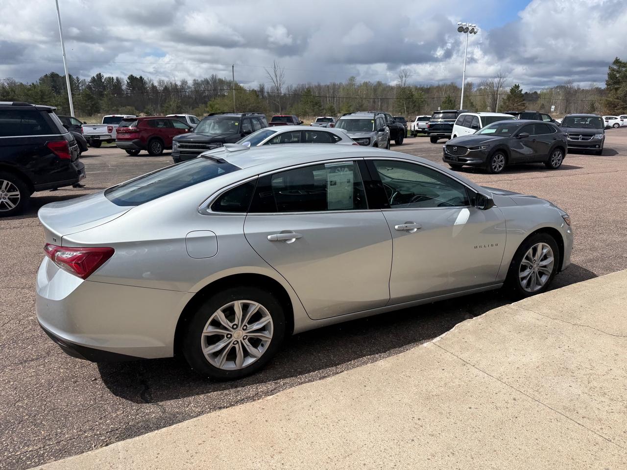 2020 Chevrolet Malibu LT 4dr SEDAN Photo