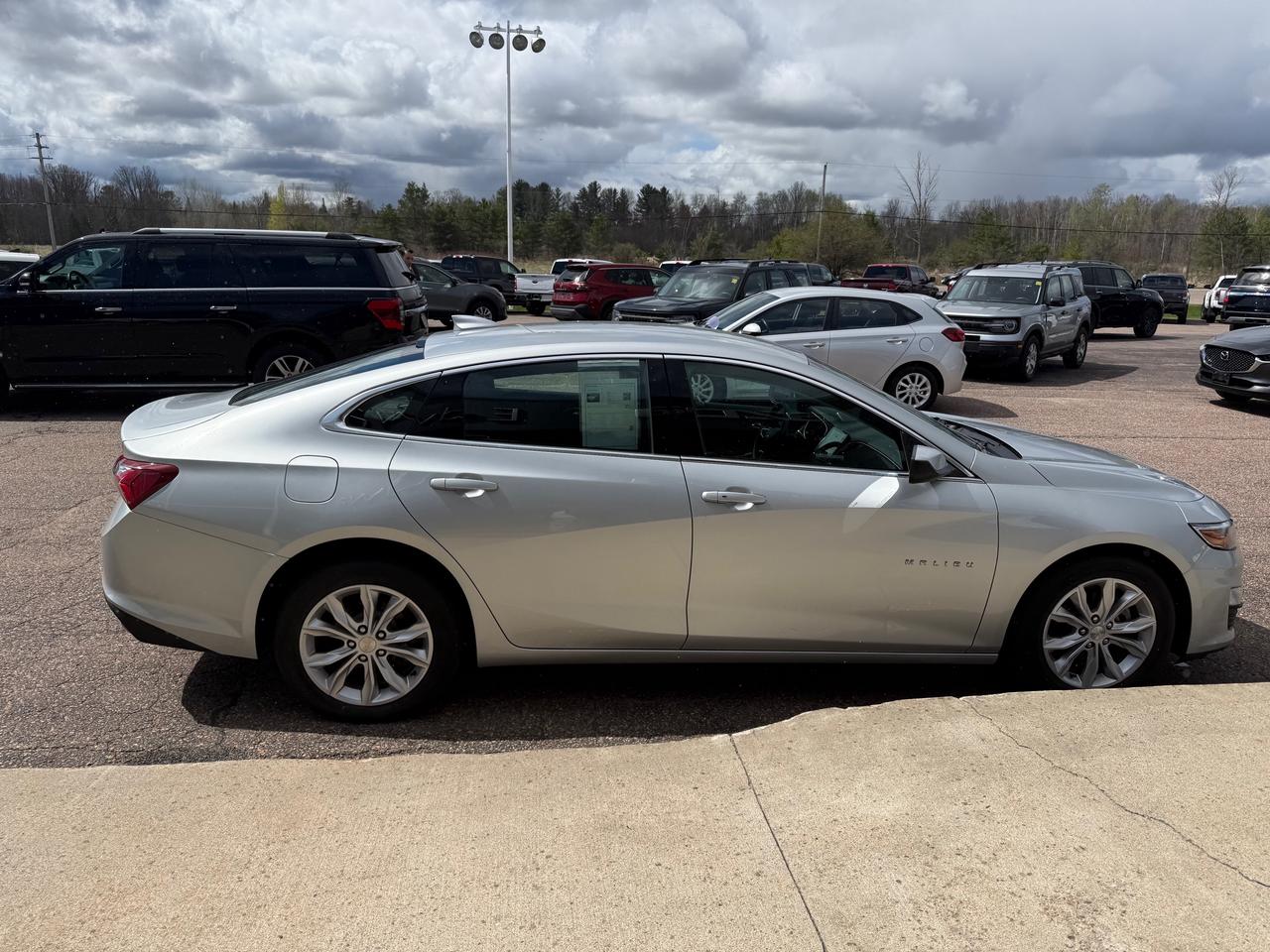 2020 Chevrolet Malibu LT 4dr SEDAN Photo