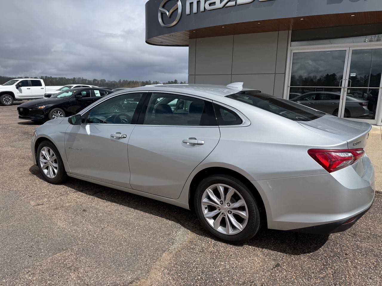 2020 Chevrolet Malibu LT 4dr SEDAN Photo