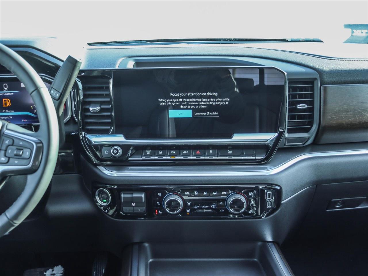 2026 Chevrolet SILVERADO 2500HD 4WD Crew Cab Standard Box High Country Photo