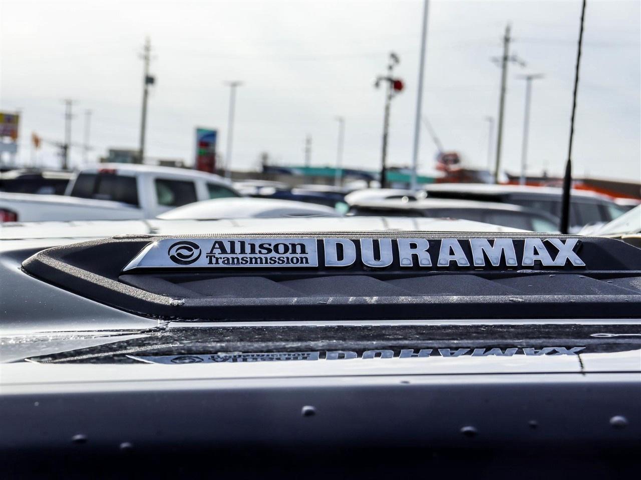 2026 Chevrolet SILVERADO 2500HD 4WD Crew Cab Standard Box High Country Photo