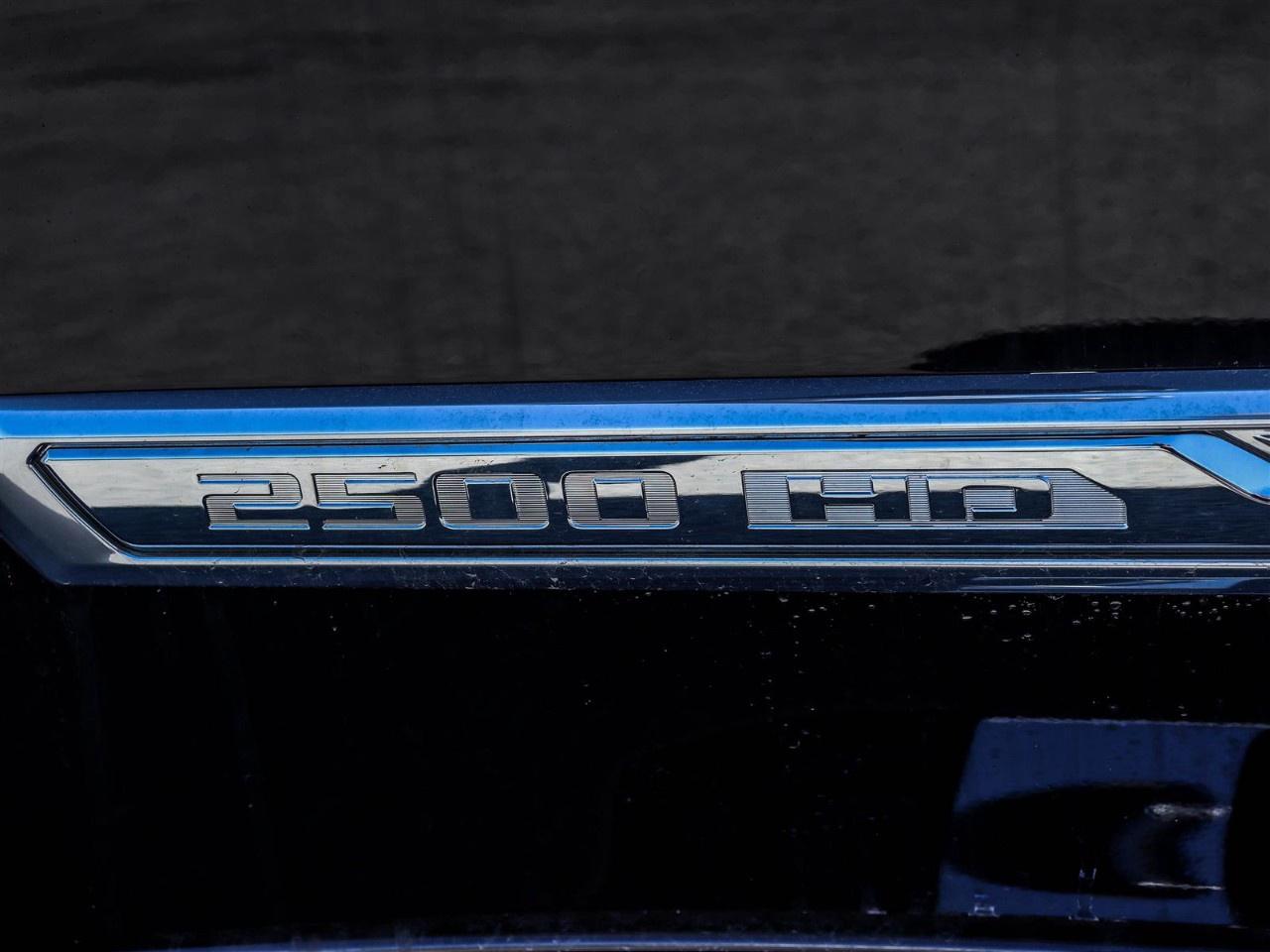 2026 Chevrolet SILVERADO 2500HD 4WD Crew Cab Standard Box High Country Photo