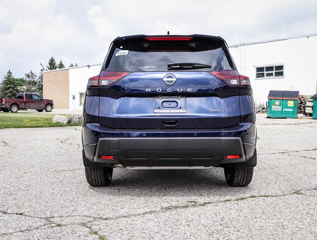 2025 Nissan Rogue SV PREMIUM Photo