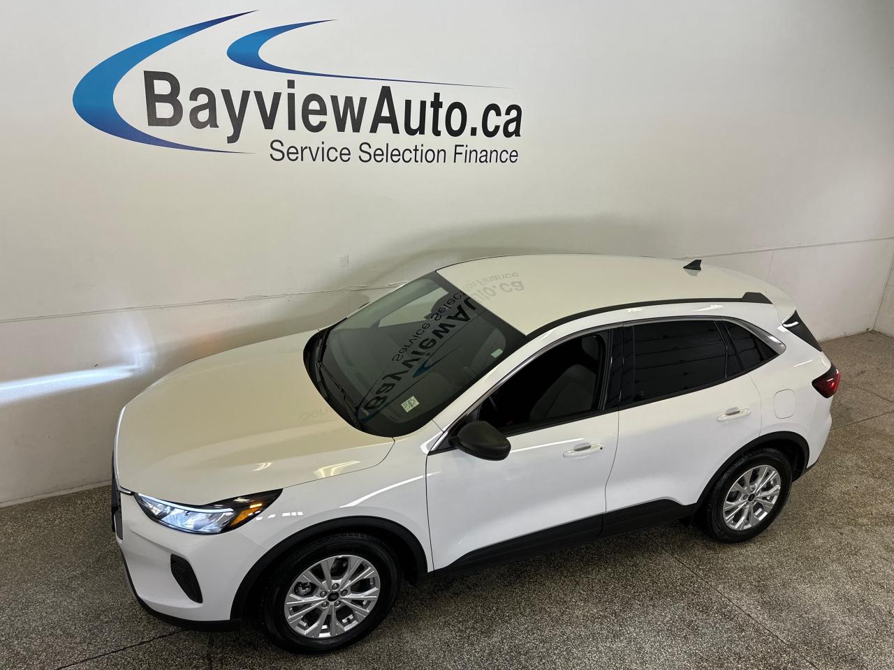 2023 Ford Escape Active 4dr Front-Wheel Drive Photo0