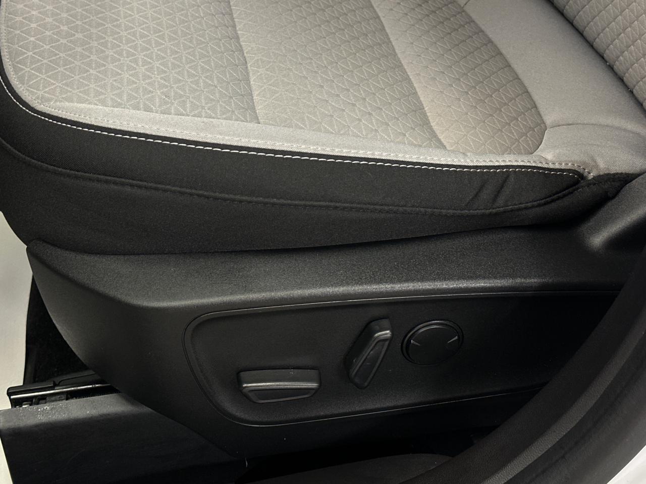 2023 Ford Escape Active 4dr Front-Wheel Drive Photo