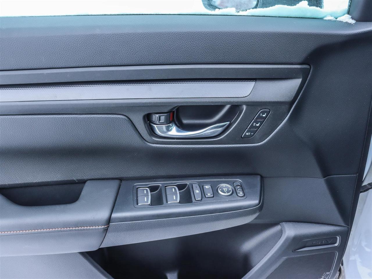 2025 Honda CR-V Hybrid EX-L 4dr All-Wheel Drive Photo