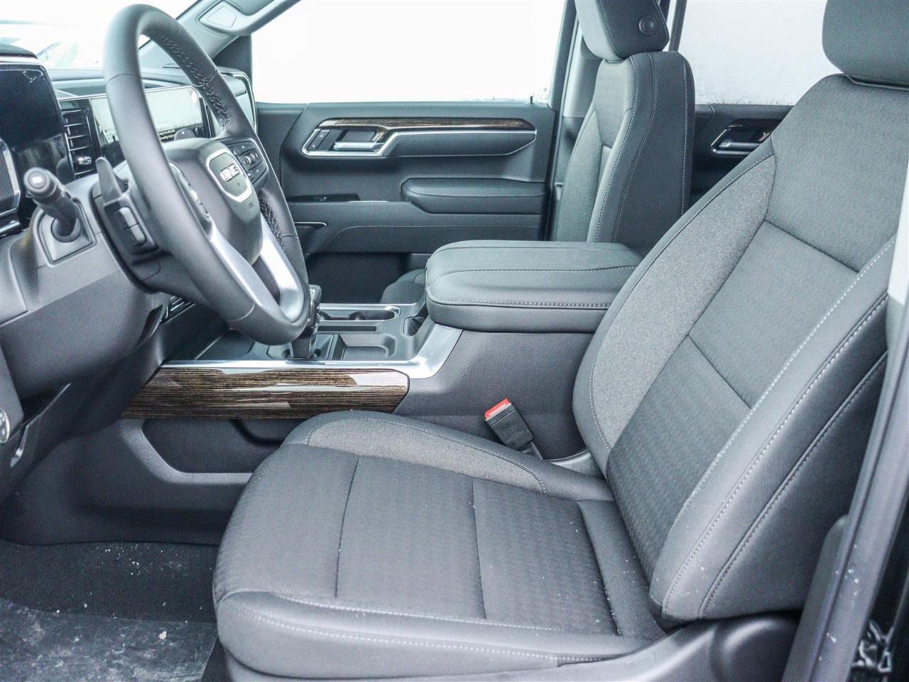 2026 GMC Sierra 1500 Crew Cab Standard Box 4-Wheel Drive Elevation Photo