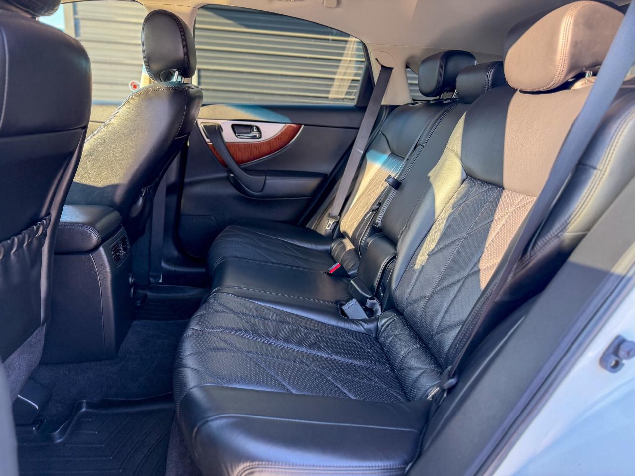 2016 Infiniti QX70 SPORT-AWD/NAVI/LOW KM/360 CAMERA/3.7L/PUSH START Photo